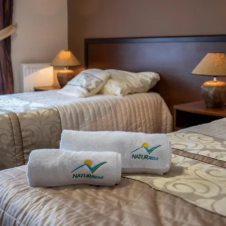 Korab Natura Tour Kompleks wypoczynkowy *