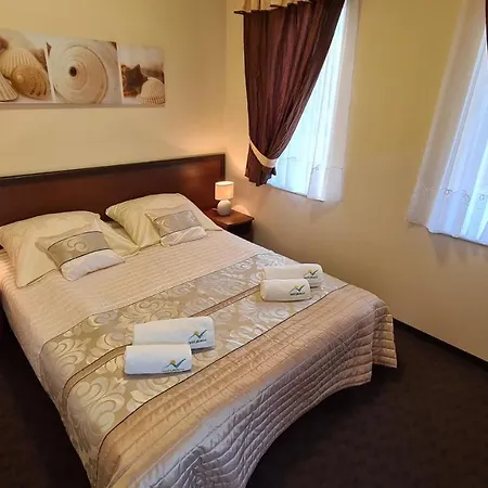 Kompleks wypoczynkowy Korab Natura Tour Ustronie Morskie